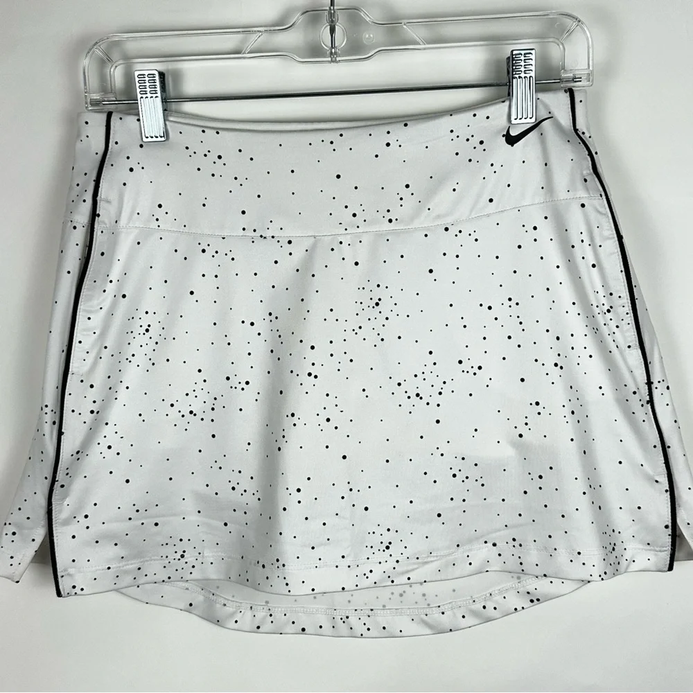 Nike Dri-fit girl’s white galaxy print golf skirt - size large